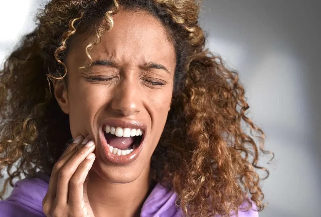 When to See a Dentist for Persistent Tooth Pain and Sensitivity Ellesmere Port
